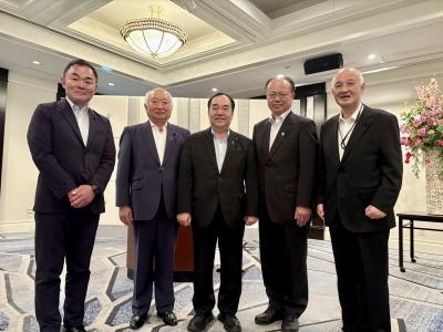 中国5県の議長と記念撮影