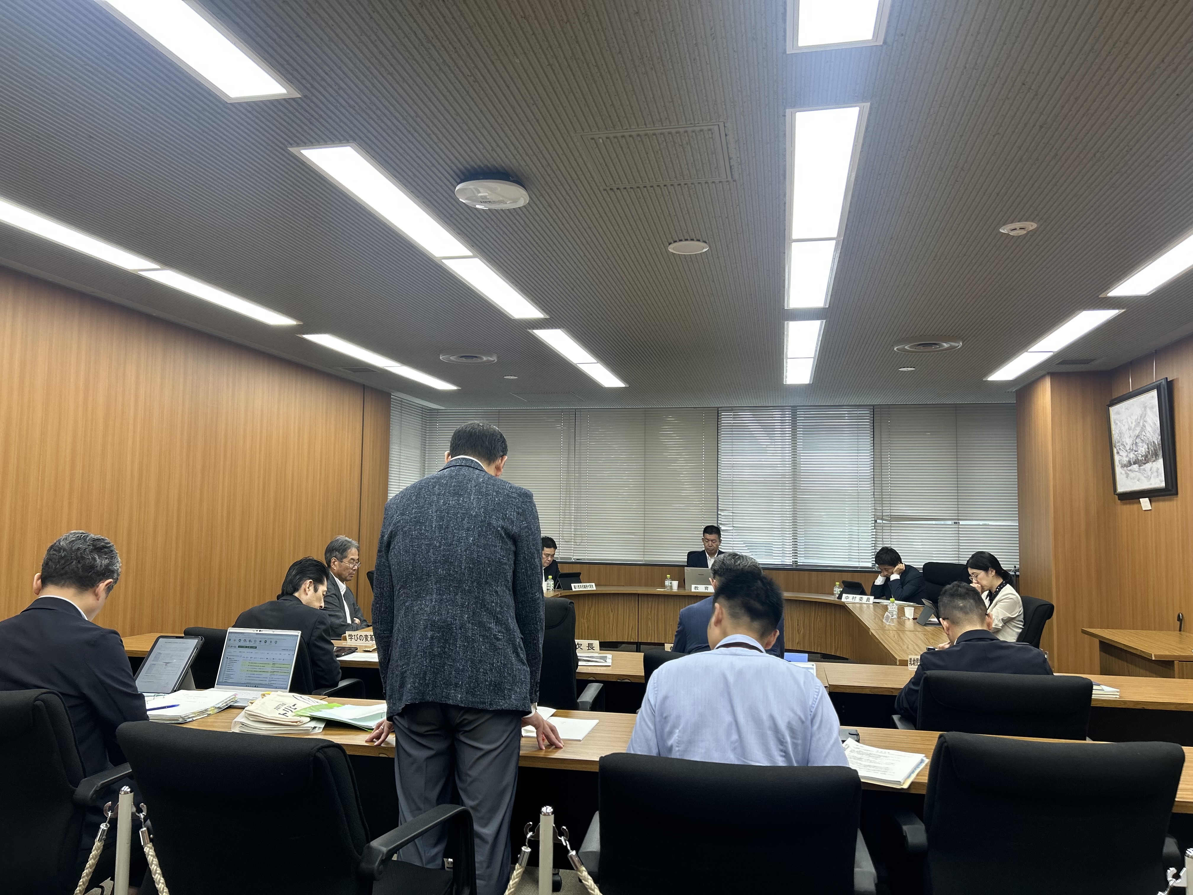 教育委員会会議の様子１