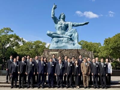 広島県議会・長崎県議会 記念撮影
