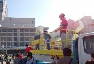 橋梁点検車