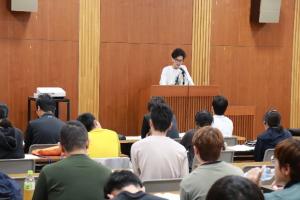 報告会の様子2