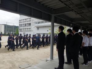 見学