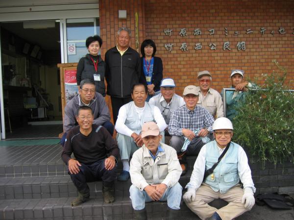 竹原西公民館賀茂川吉崎土手美化推進委員会写真