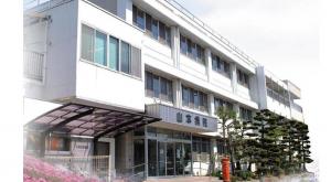 山本病院外観
