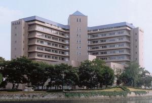 中電病院外観
