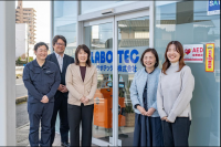ラボテック_集合写真